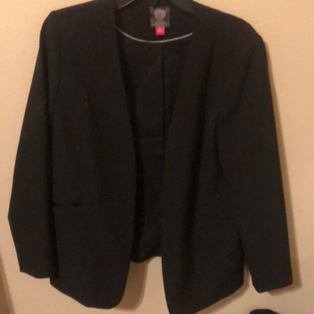 Vince Camuto black blazer. - Picture 1 of 4